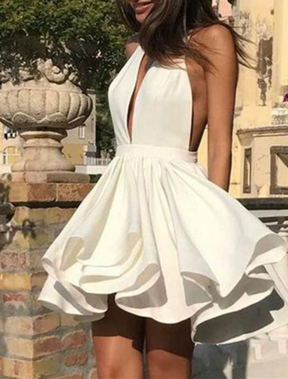 The Ultimate Guide to Choosing a Short Prom Dress Based on Your Body Type