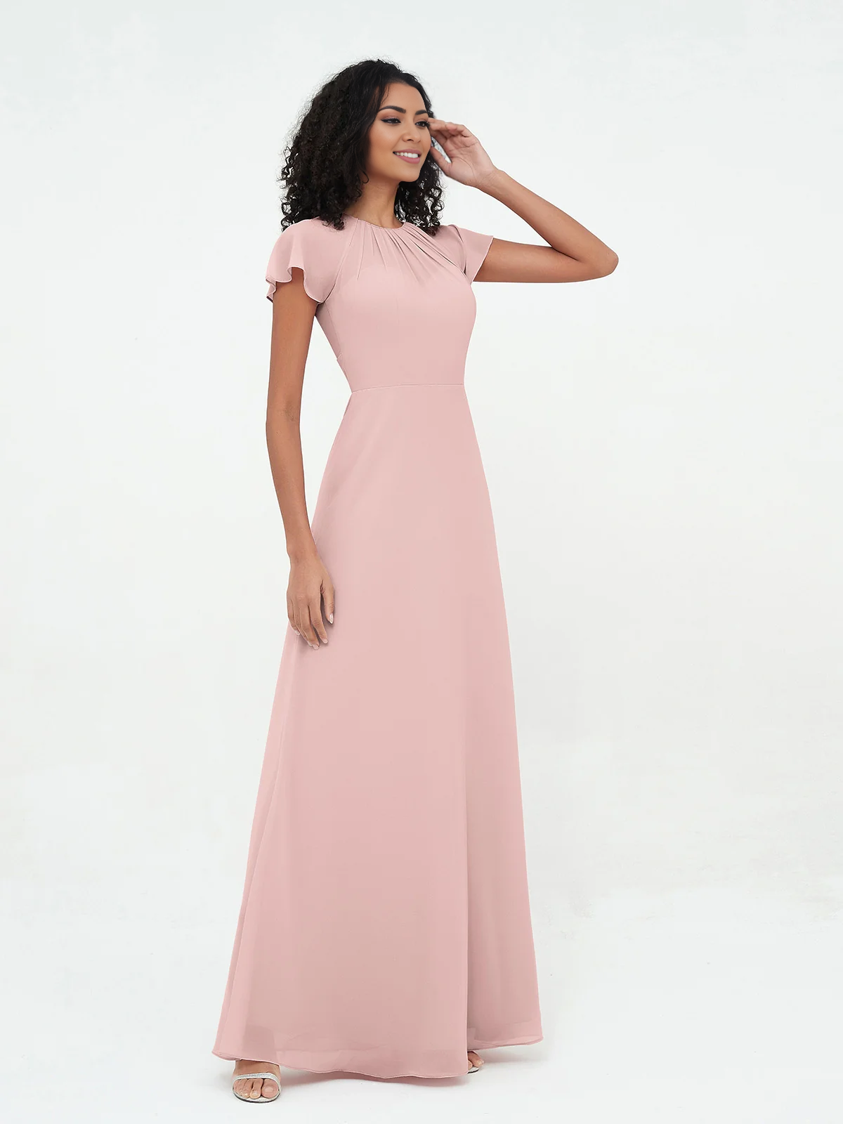 Vestido de gasa con cuello y mangas ilusorios