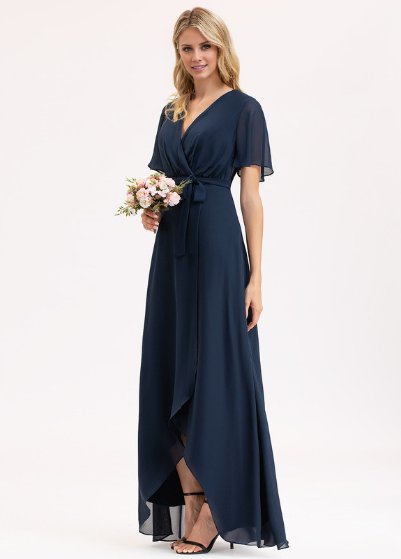 Vestido de dama de honor de gasa plisada con lazo asimétrico y escote en V en forma de A