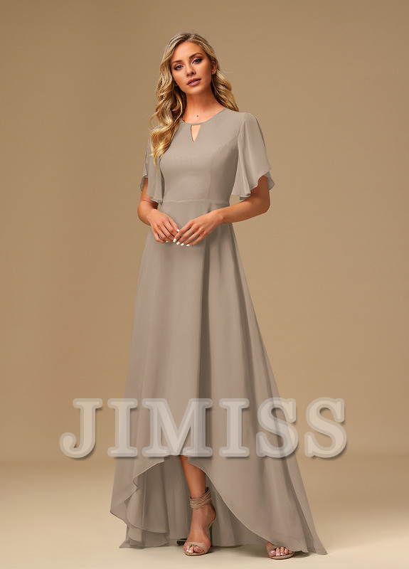 Vestido de dama de honor asimétrico de gasa con escote barco y volantes en forma de A