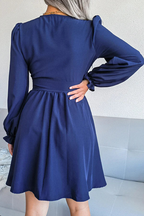 Fashionable and elegant solid color split and pleated waist skirt for evening dressing