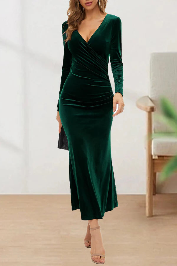 Sweet and elegant solid V-neck evening dress
