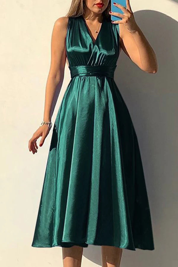 Sexy and elegant solid color tie up solid color V-neck evening dress