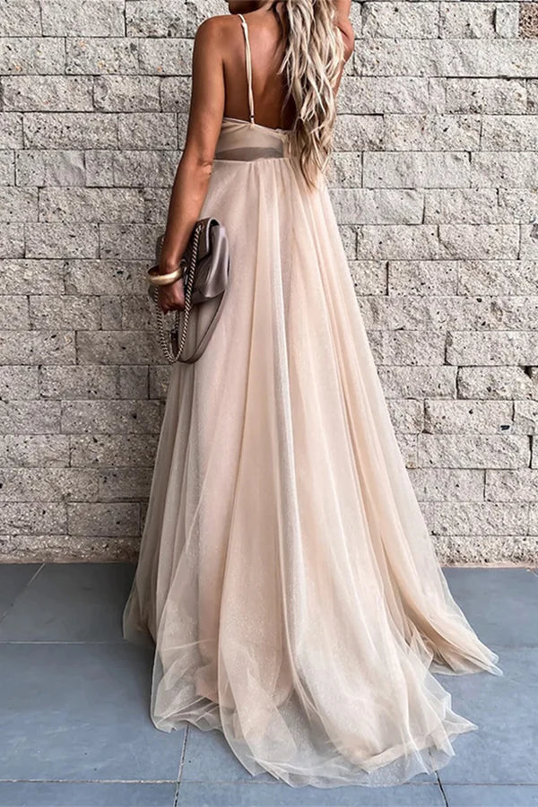 Vestido de noche sexy de malla de color liso con escote en V y atuendo formal.