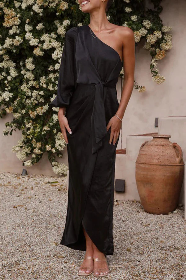 Elegante vestido de noche irregular con cuello diagonal asimétrico y lazo en color sólido