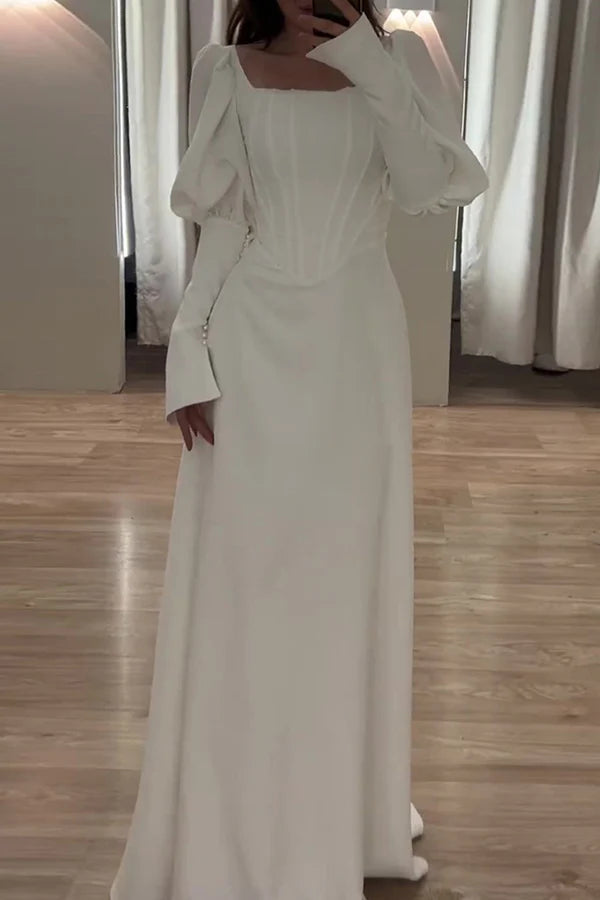 Elegante vestido de noche de cuello cuadrado con volantes en color liso