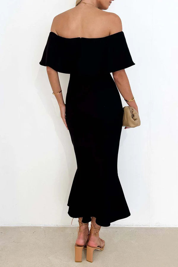 Vestido de noche sexy de color sólido con borde con volantes y hombros descubiertos, estilo trompeta y cola de pez.