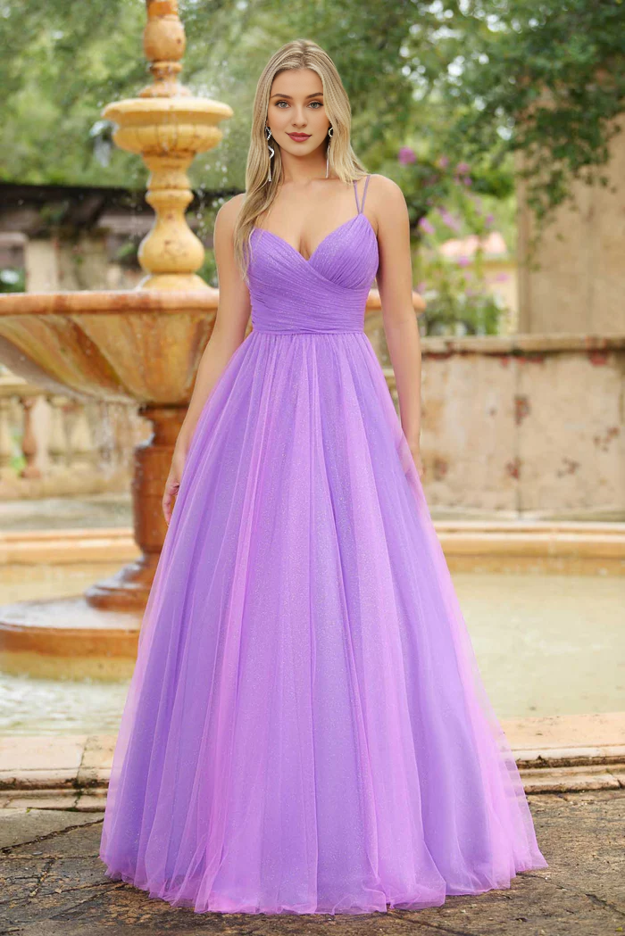 Vestido de fiesta cruzado con escote en V profundo y tirantes finos hasta el suelo