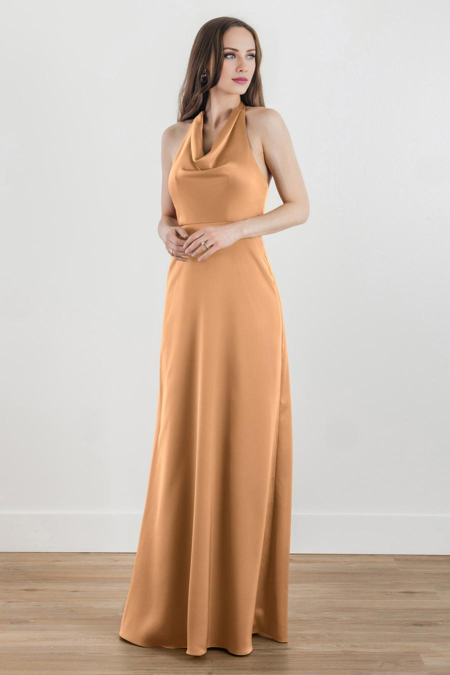 Vestido de noche Jimiss de satén sin mangas, con escote halter y hombros descubiertos, largo hasta el suelo y sin espalda