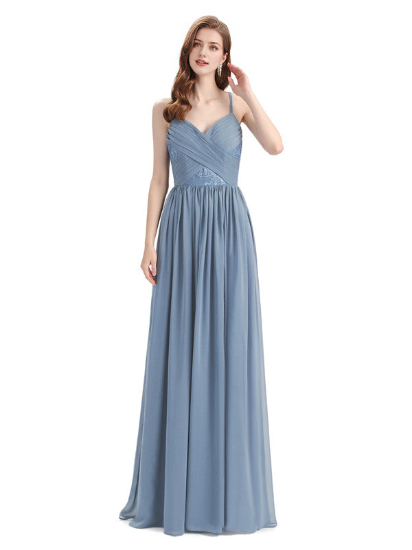 Elegantes vestidos de dama de honor de gasa con tirantes finos, corte A, escote en V y largo hasta el suelo