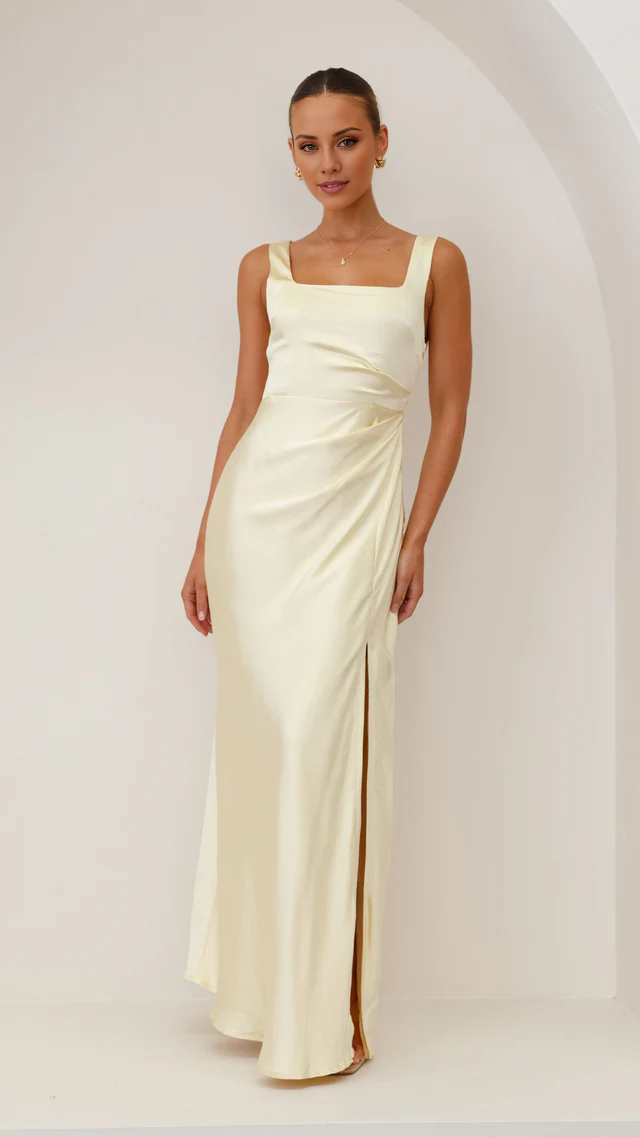 Vestido de fiesta largo de satén con escote cuadrado y espalda descubierta con abertura lateral de Jimiss