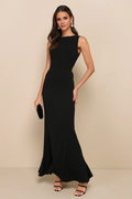 Black Crepe Sheath/column Floor-Length Dress with Boat Neck and High Back