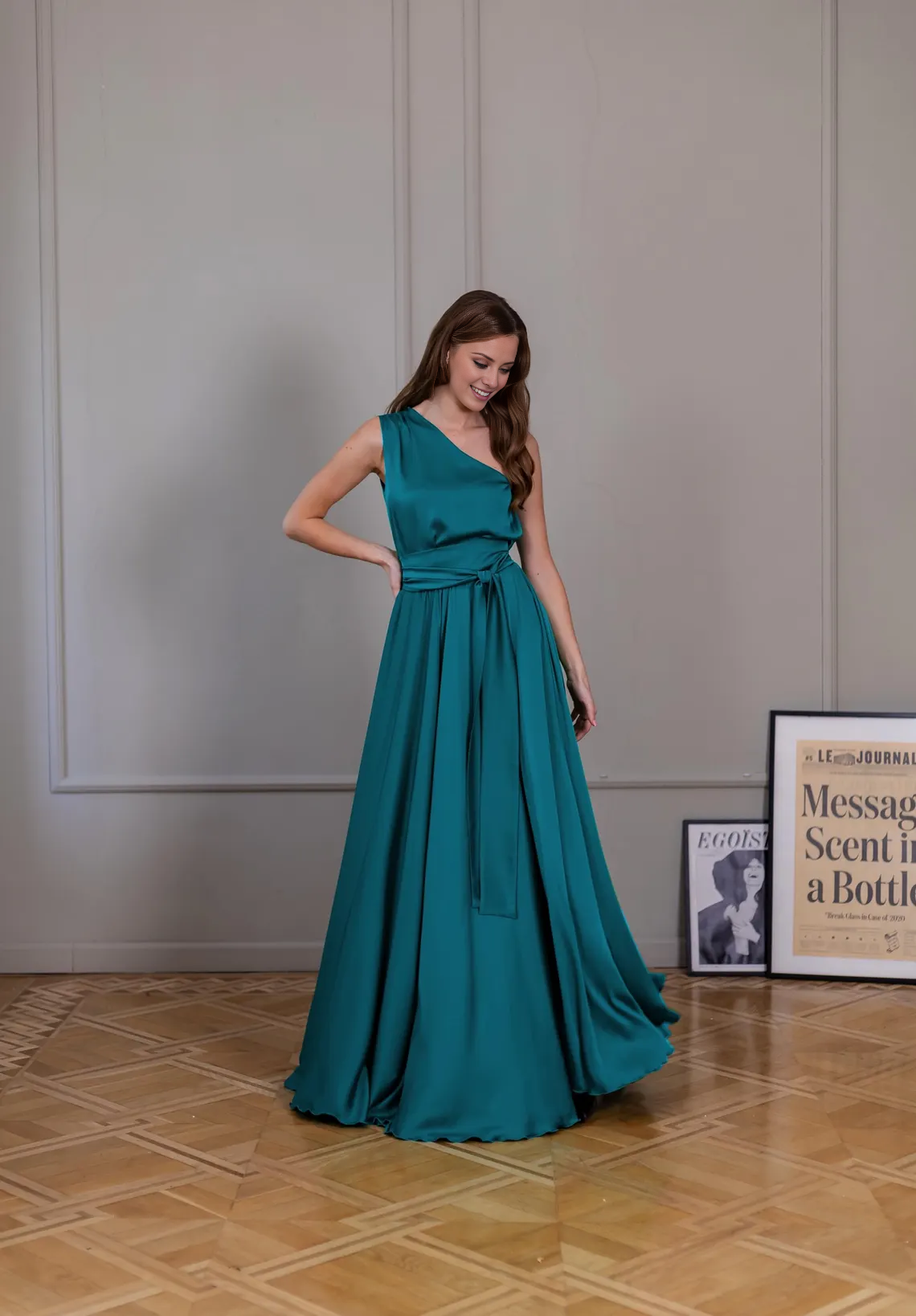 Jimiss - Vestido de fiesta de satén con cuello asimétrico, sin espalda y largo hasta el suelo 