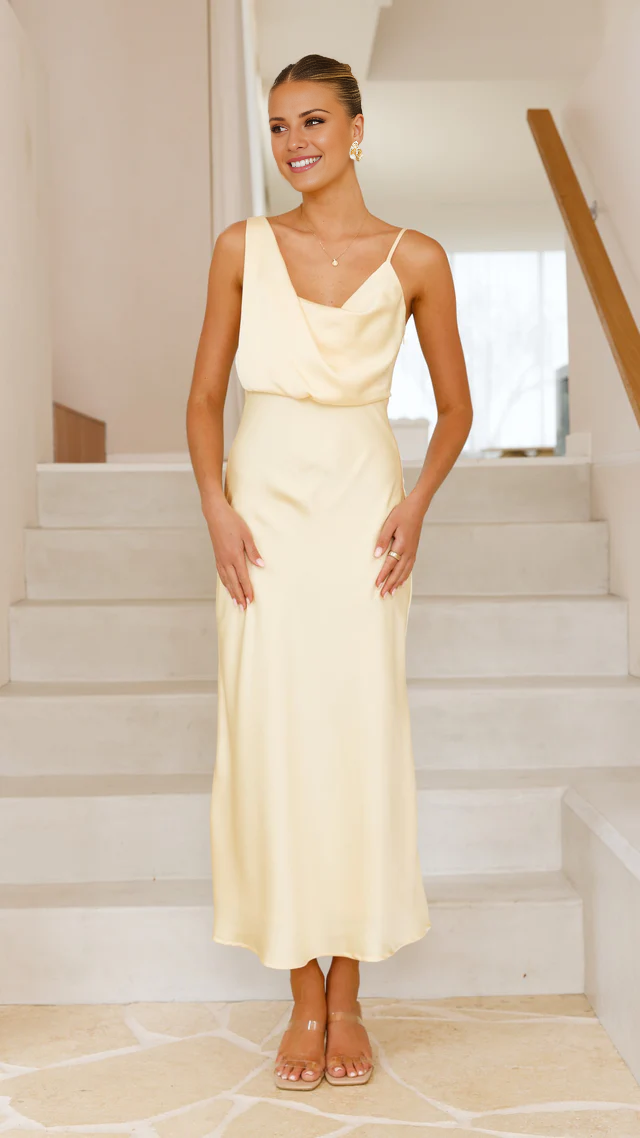 Vestido de fiesta largo de satén con escote asimétrico y espalda descubierta de Jimiss
