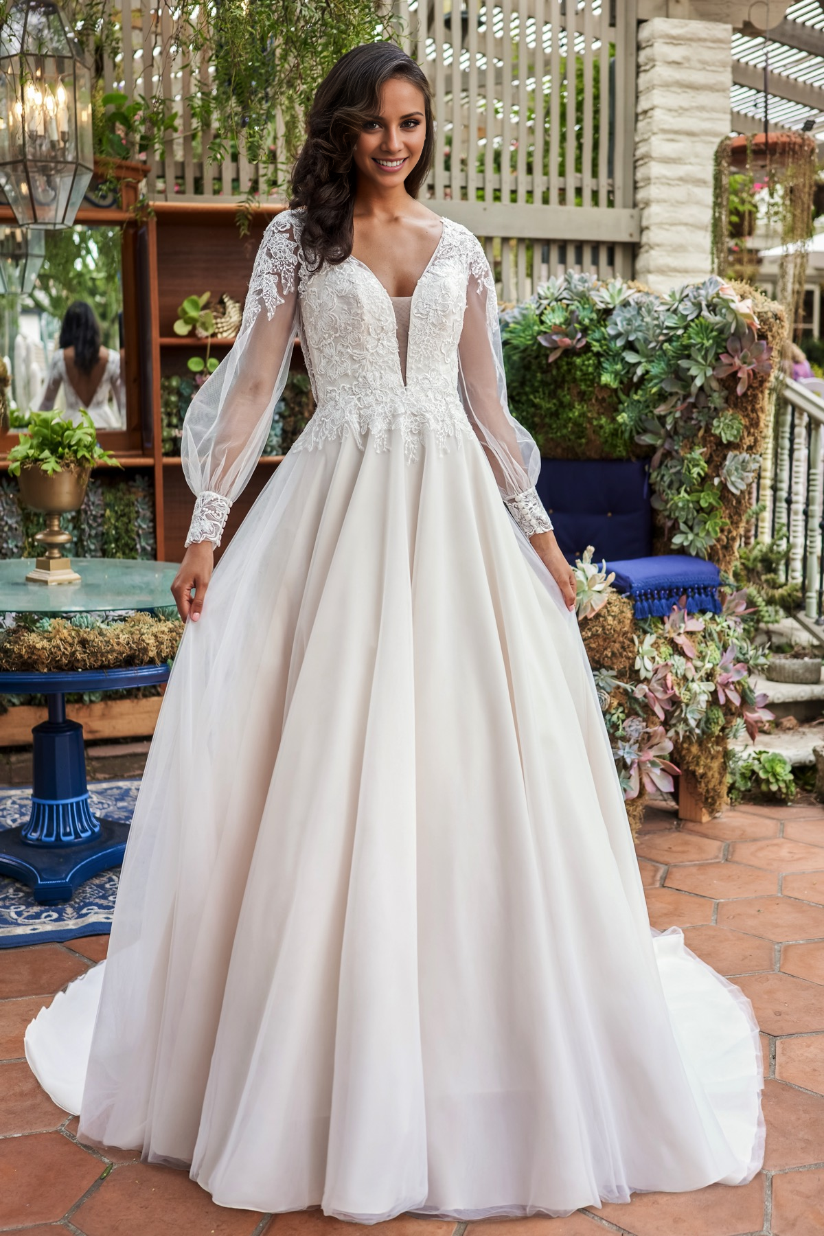 Ivory Lace A-Line Floor-Length Evening Dress with Illusion V-Neck & Puff Sleeves