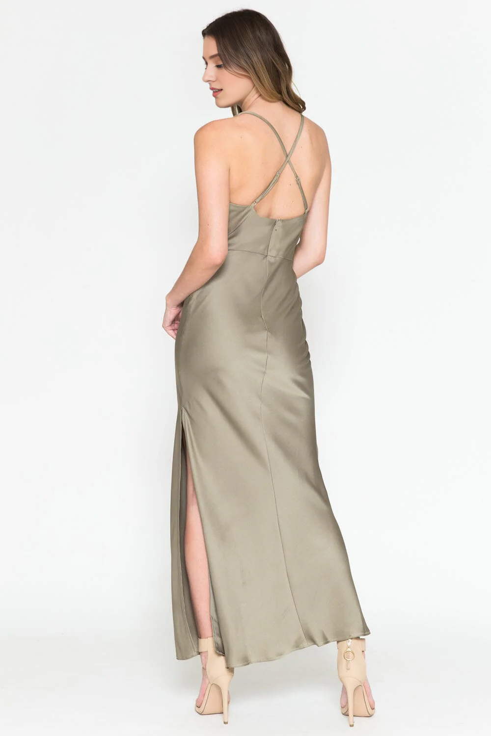 Fitted slit skirt long sleeveless high neck satin dress