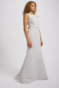 Vestido de fiesta Jimiss con escote barco, hombros descubiertos, sin mangas, detalle de lazo, espalda descubierta y largo hasta el suelo