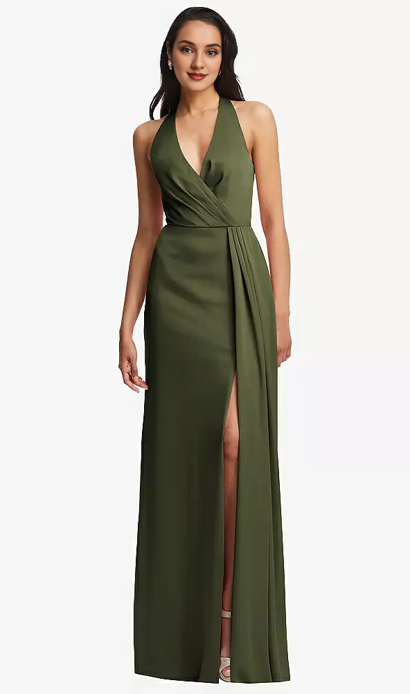 Abito da ballo lungo fino al pavimento, con scollo a V plissettato e spacco posteriore