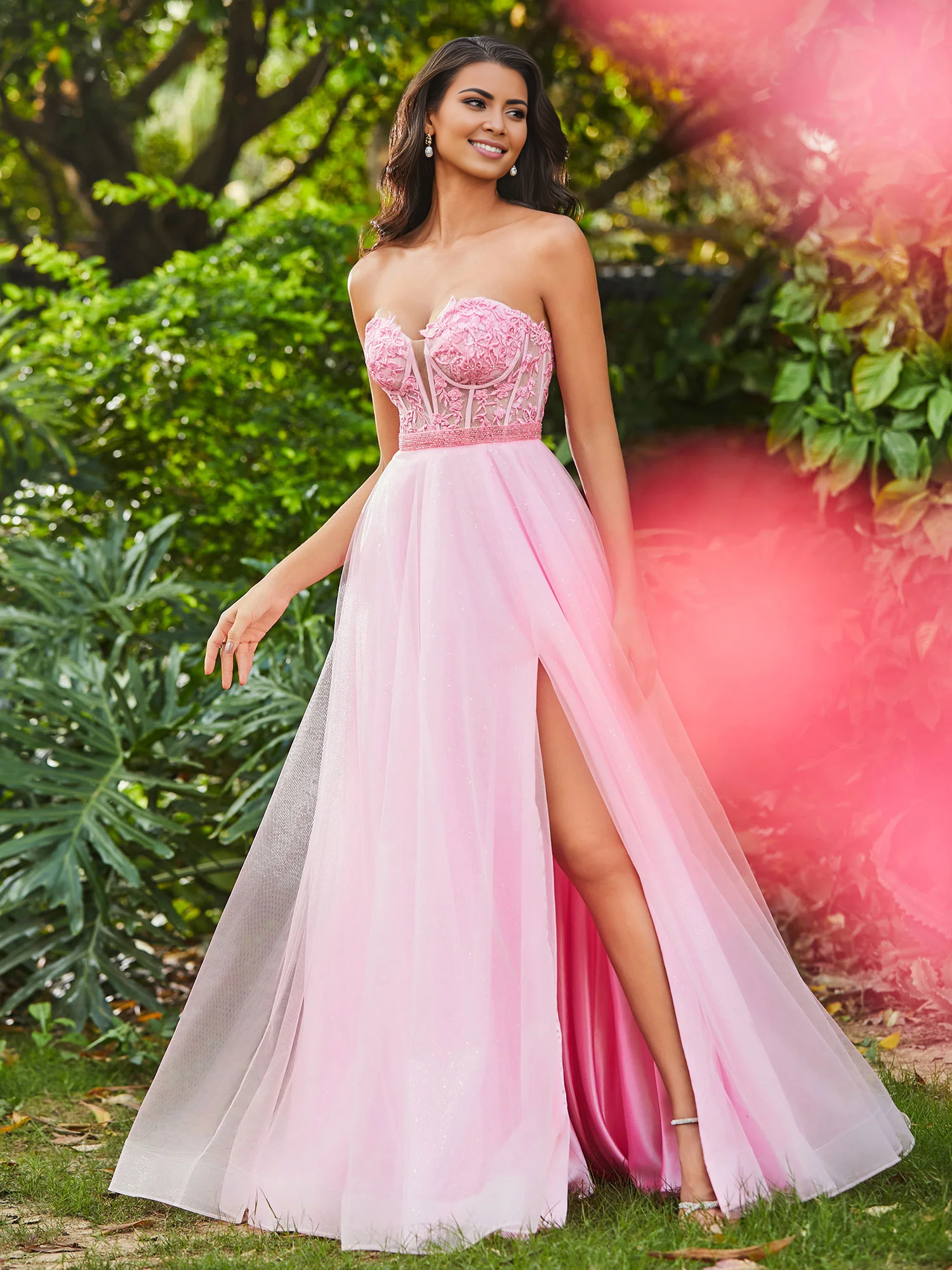 A-line slit strapless transparent adhesive bone tight sheer dress