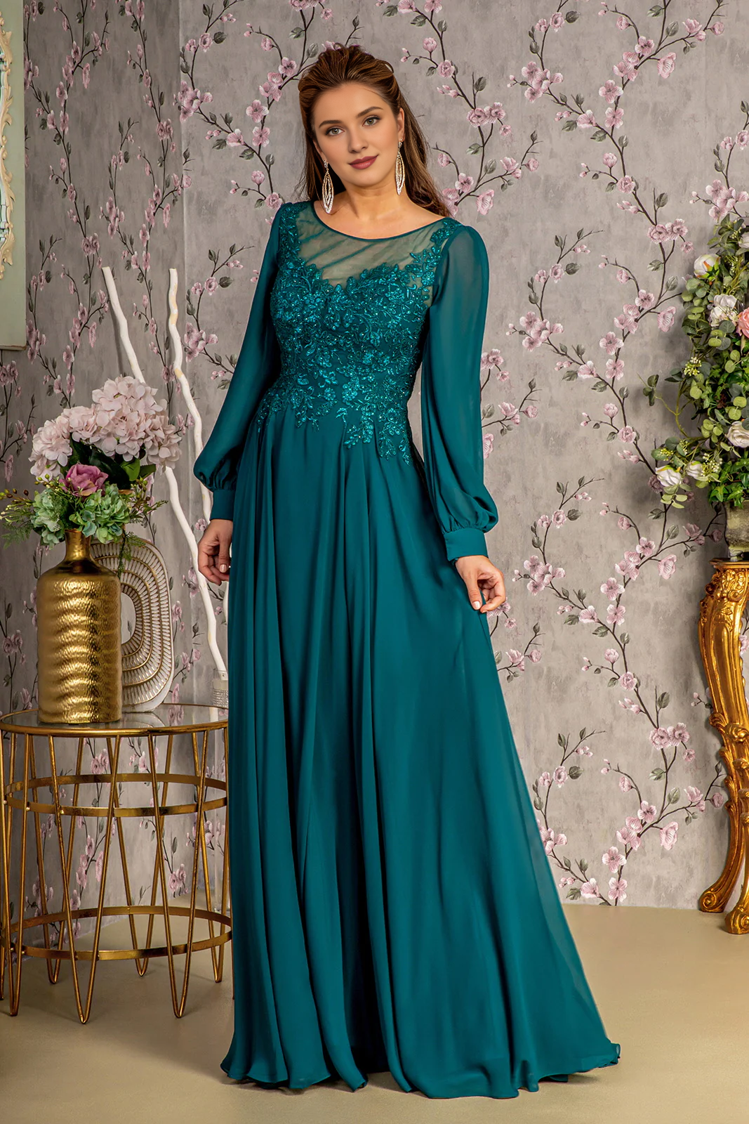 Lilac Chiffon A-Line Floor-Length Bridesmaid Dress with Embroidered Bodice and Bishop Sleeves