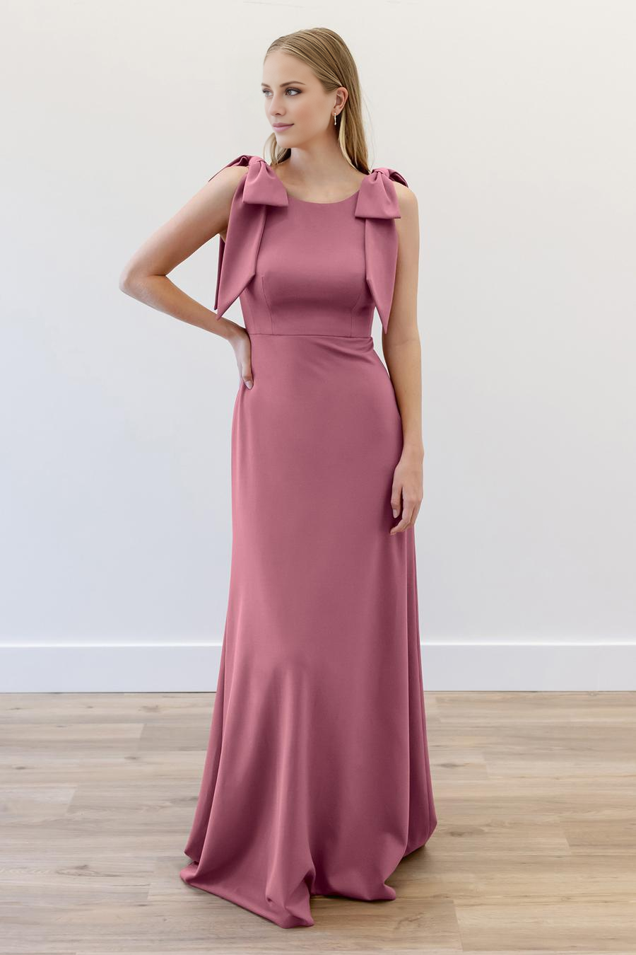 Vestido de noche Jimiss con cuello redondo, sin mangas, lazo en los hombros, sin espalda y largo hasta el suelo