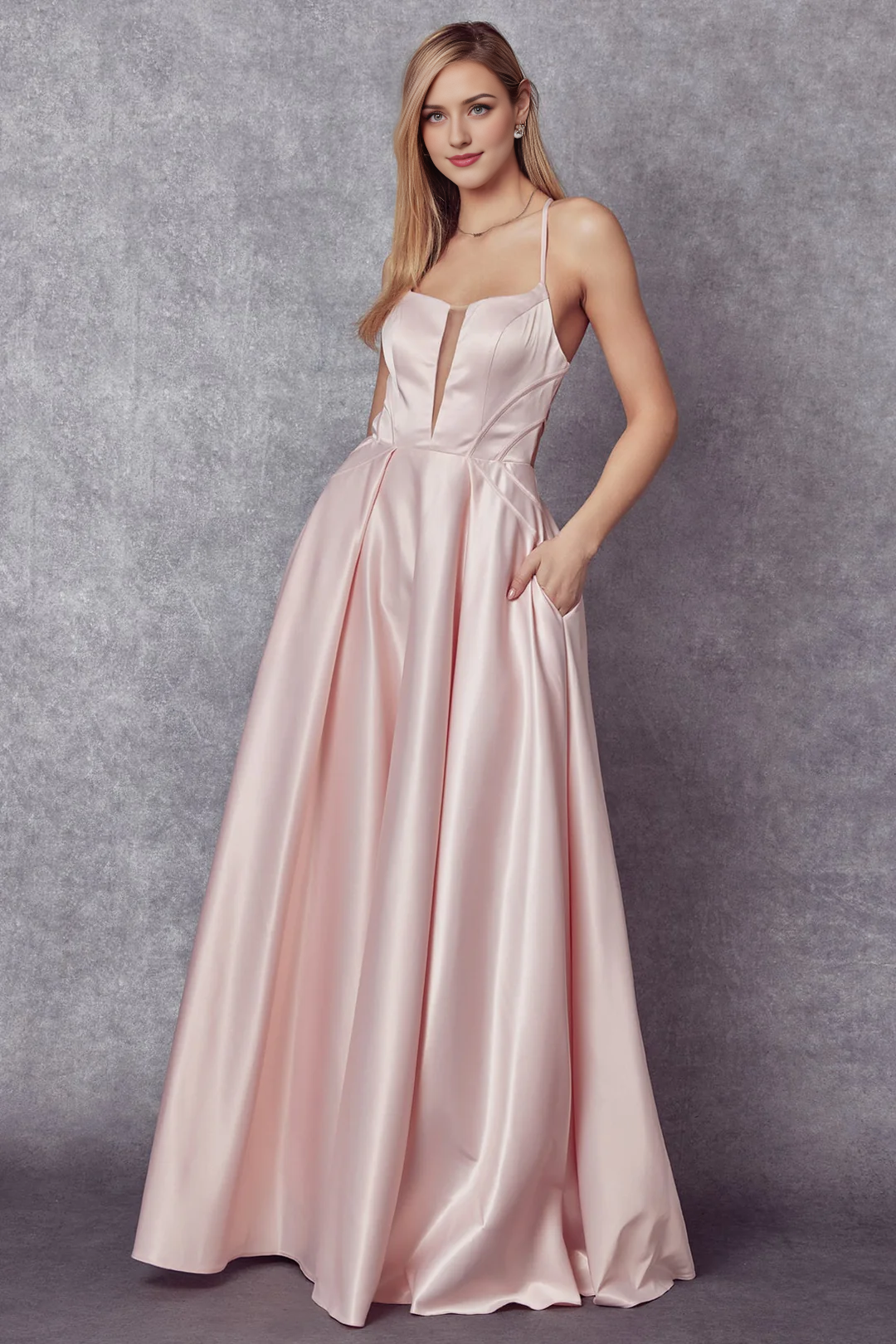 Vestido largo de satén con falda en forma de A y sin mangas