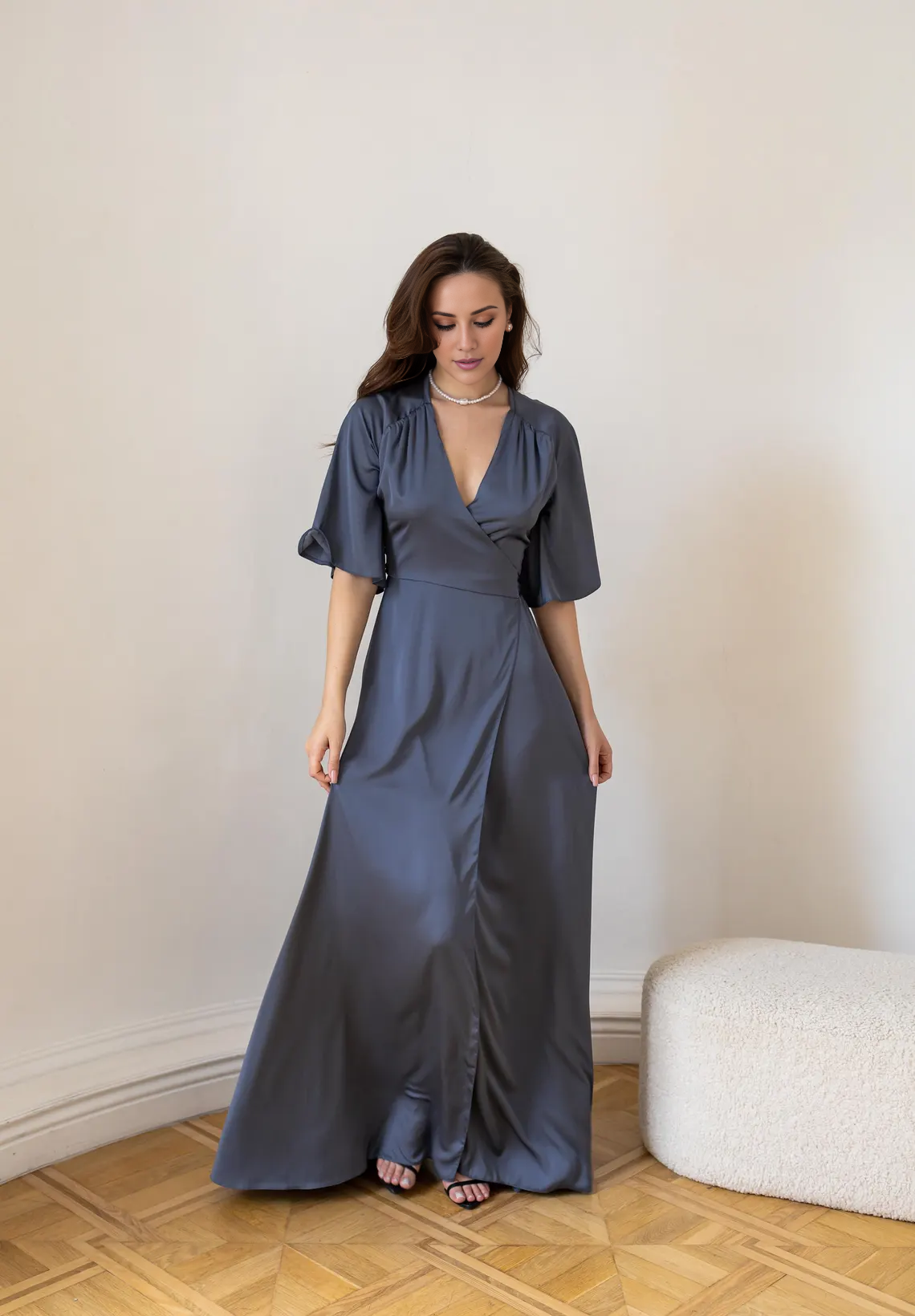 Vestido de fiesta Jimiss de satén con escote en V profundo, manga corta, abertura y largo hasta el suelo 