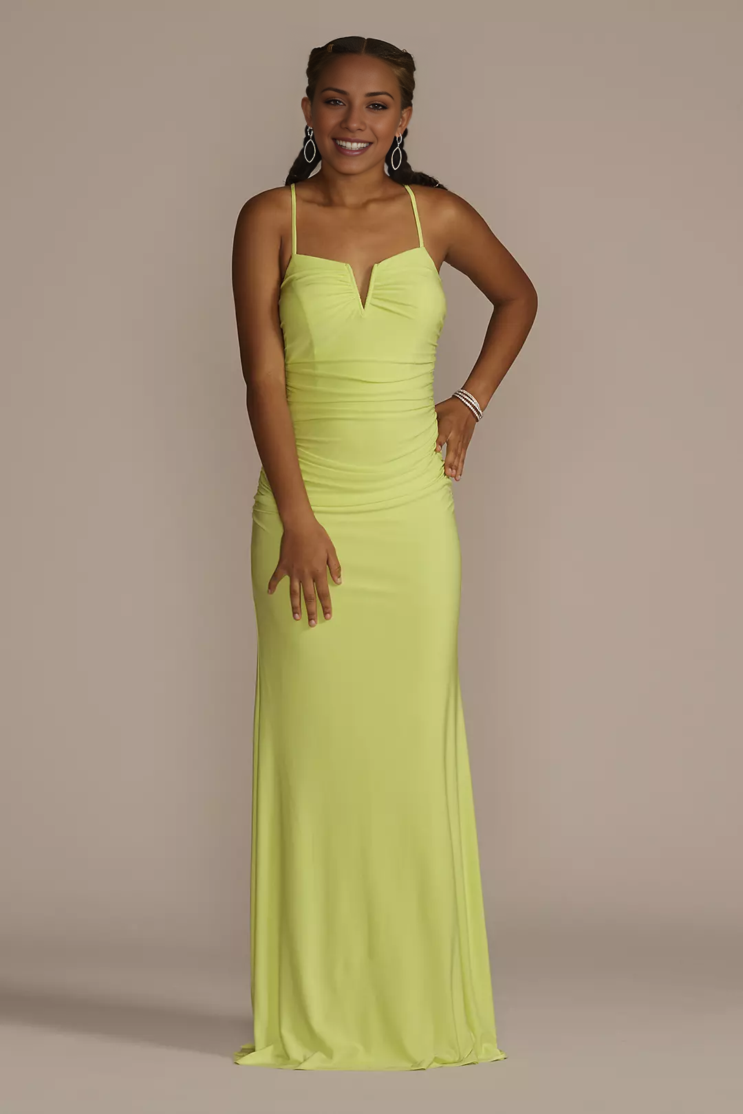 Vestido de fiesta de tubo de jersey fruncido con escote en V y escote en V de Jimiss