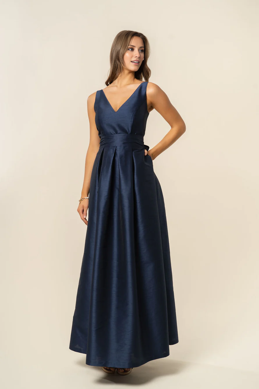 Vestido de noche Jimiss con escote en V, hombros descubiertos, sin mangas, espalda descubierta y largo hasta el suelo