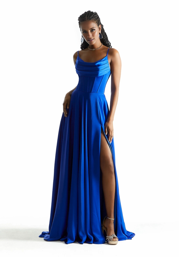 Vestido de noche largo hasta el suelo con cuello de satén y corte en A