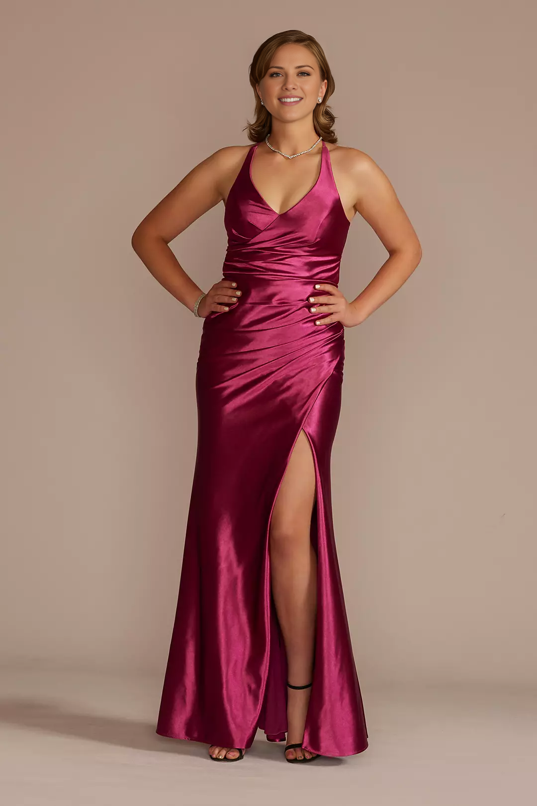 Vestido de fiesta Jimiss de satén con escote en V fruncido y abertura