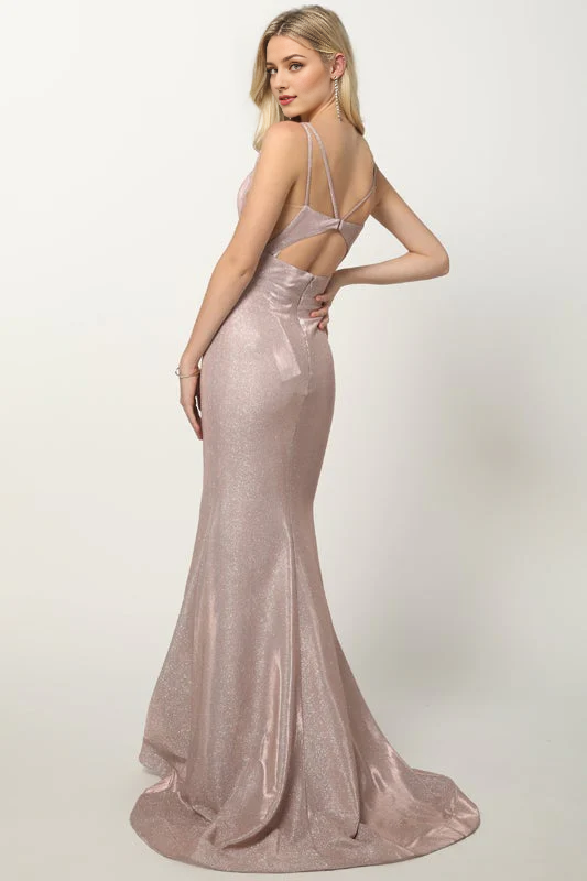 Gonna a sirena e abito lungo senza maniche con scollo a V