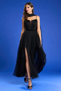 Vestido de noche con corsé ajustado y forro de seda y encaje de gasa (solo vestido)