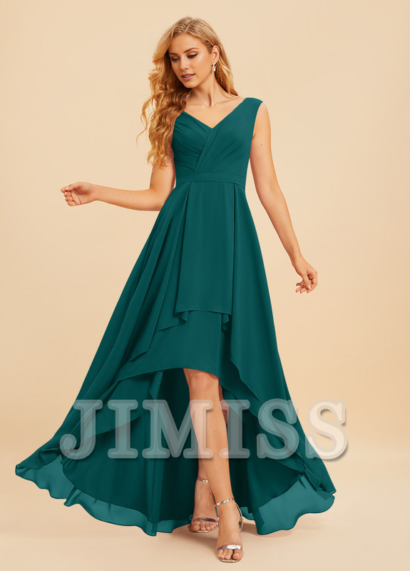 Vestido de dama de honor de gasa con volantes asimétricos y escote en V en forma de A