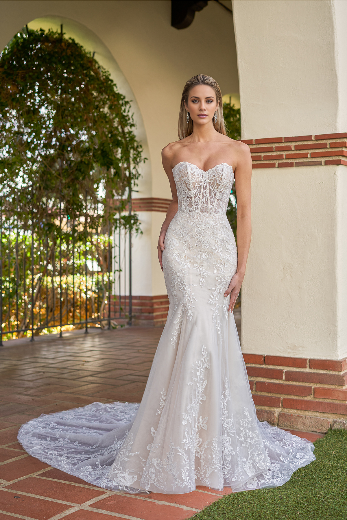 Vestido de novia largo hasta el suelo con corsé de corazón sin tirantes de gasa con encaje de sirena