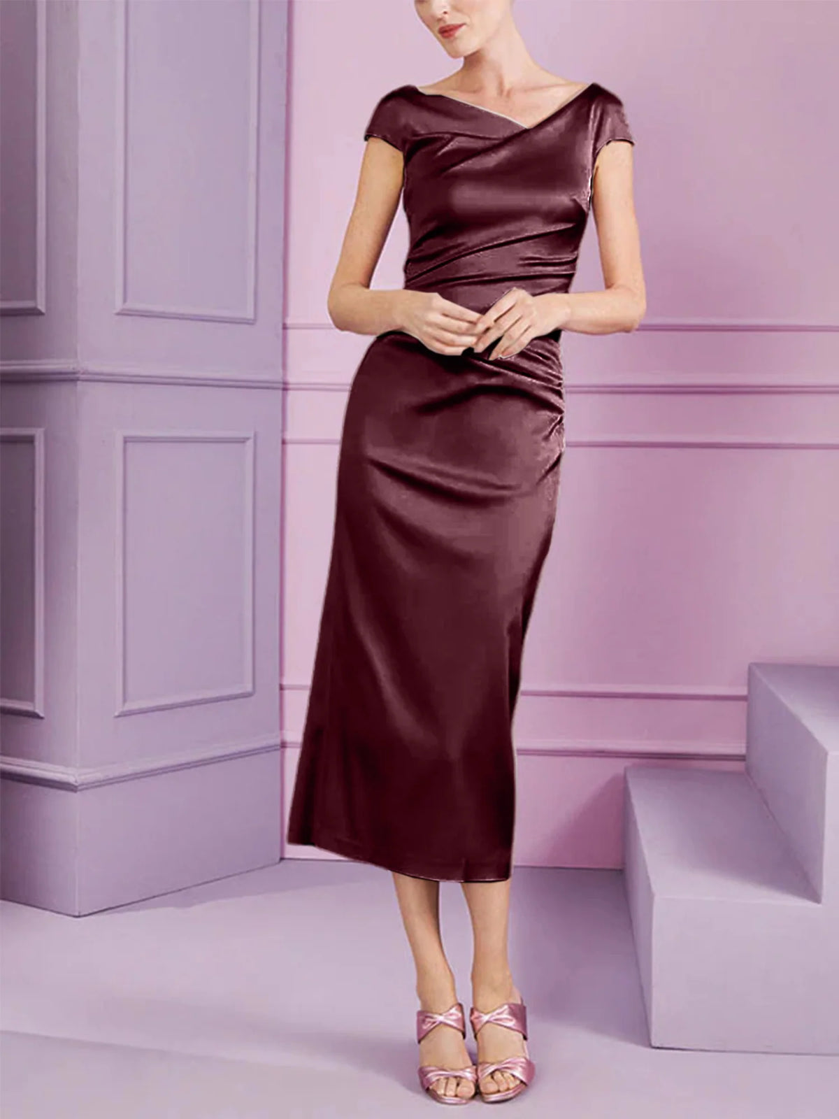 Vestido de madre de la novia largo con solapa estilo columna y corte ajustado