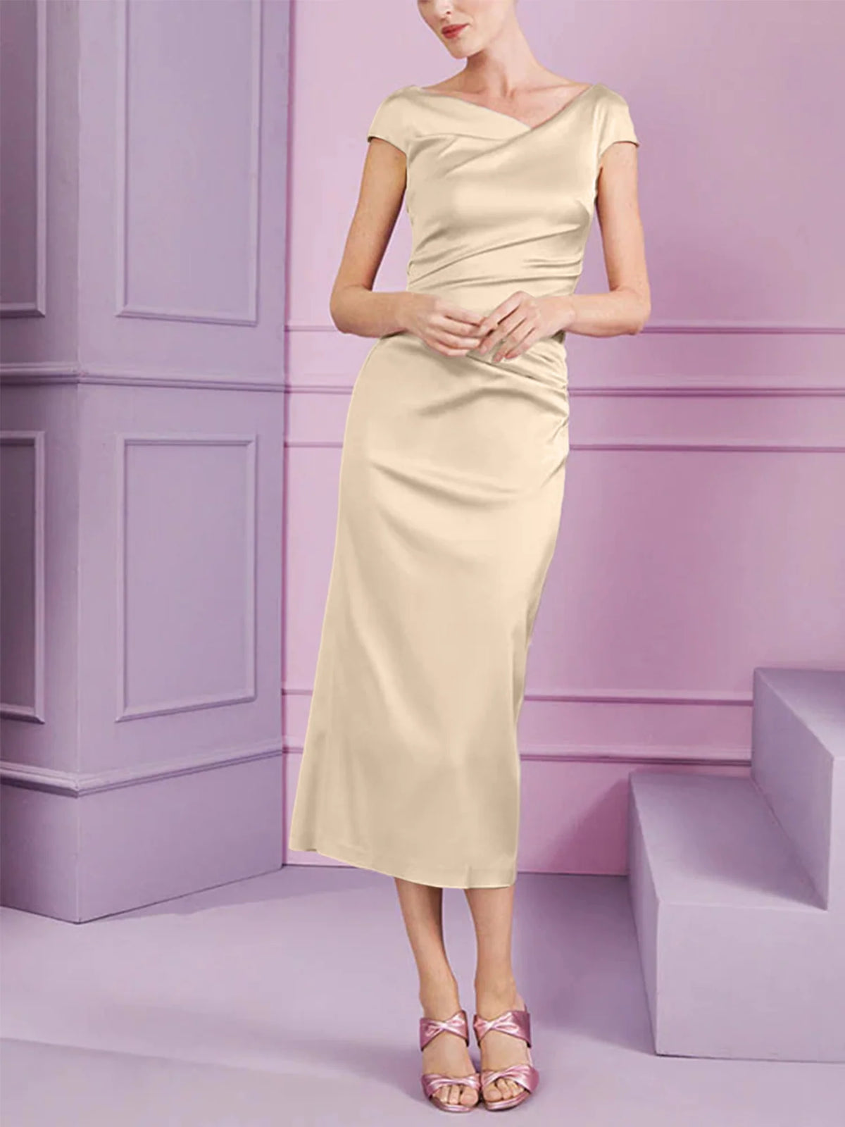 Vestido de madre de la novia largo con solapa estilo columna y corte ajustado