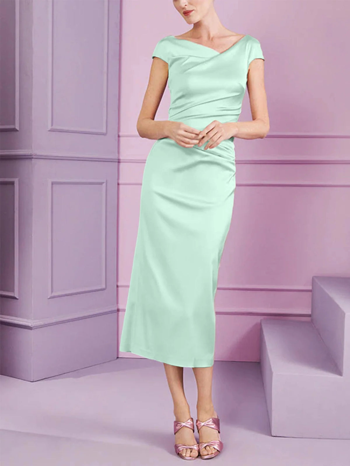 Vestido de madre de la novia largo con solapa estilo columna y corte ajustado