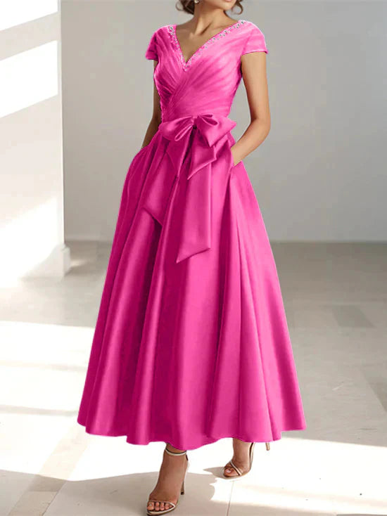 Abiti da mamma della sposa con tasche, scollo a V e stile principessa/a trapezio