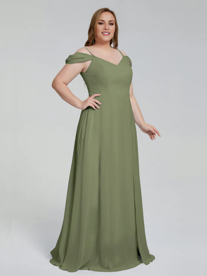 Vestido de dama de honor de talla grande con tirantes finos y largo hasta el suelo