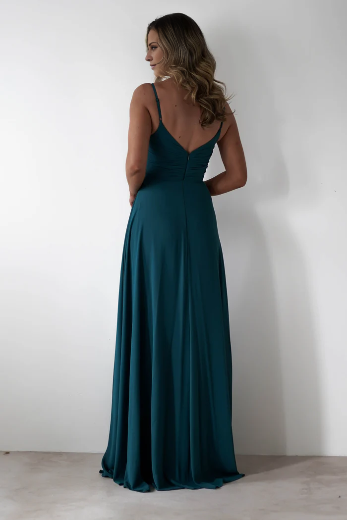Vestido de fiesta con tirantes finos, espalda abierta y largo hasta el suelo - Vestido Jimiss 
