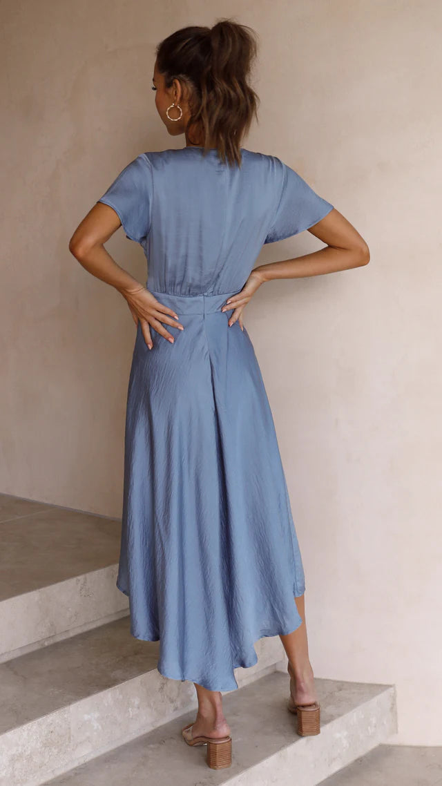 Vestido de fiesta Jimiss con escote en V profundo y mangas de mariposa hasta la rodilla