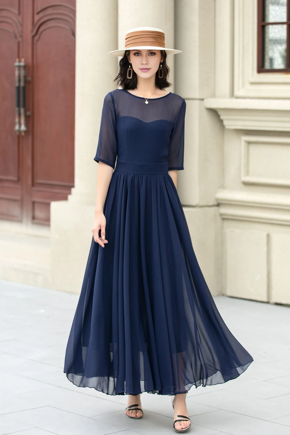 Vestido de fiesta largo de gasa con cuello barco y manga corta de Jimiss 