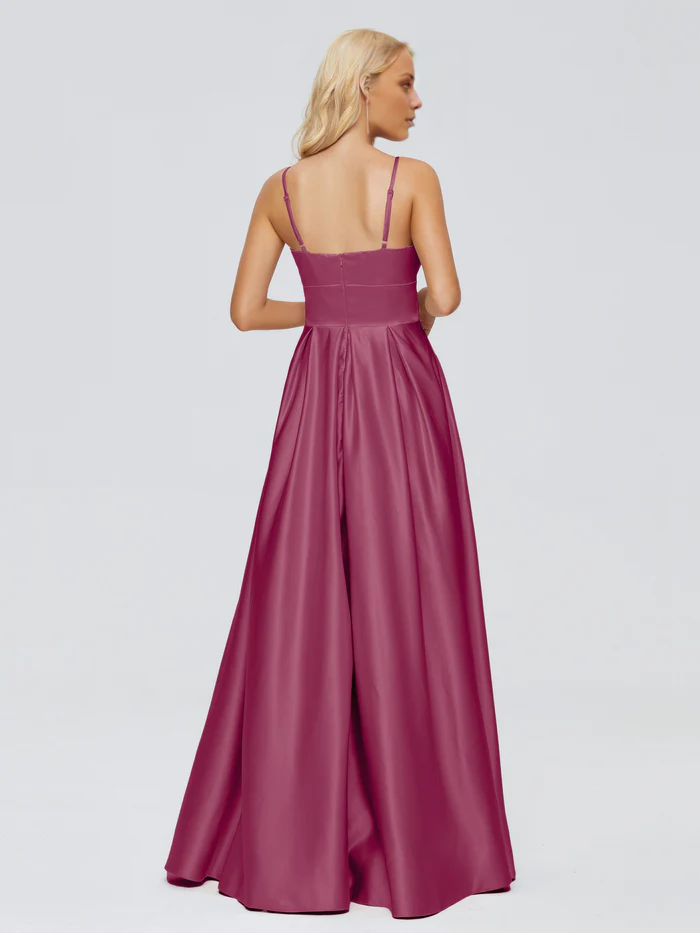 Vestido de dama de honor de satén con escote en V y tirantes finos hasta el suelo