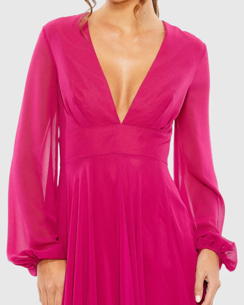 Abito da sera lungo fino al pavimento in chiffon con scollo a V e maniche lunghe effetto fantasma e spacco laterale