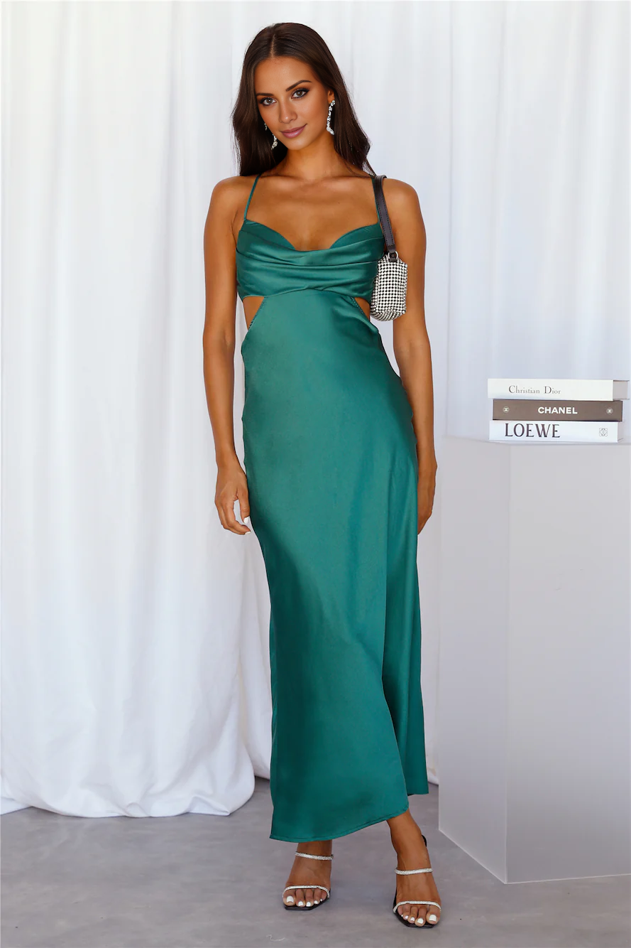 Vestido de fiesta largo de Jimiss con escote colgante, tirantes finos y espalda descubierta