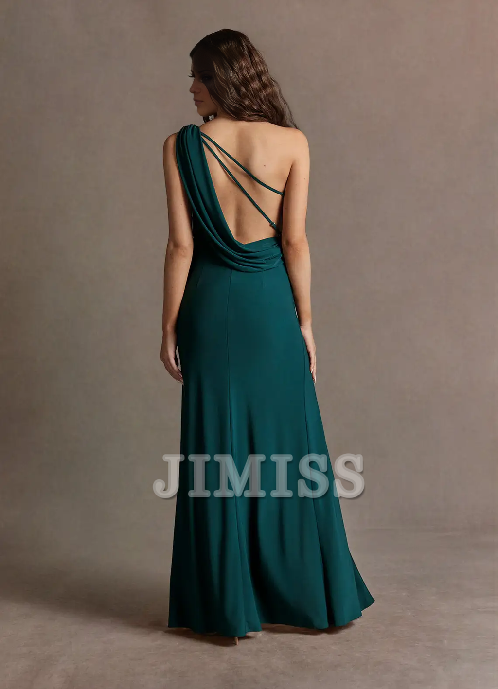 Vestido de noche de un solo hombro con tirantes finos, sin espalda y largo hasta el suelo