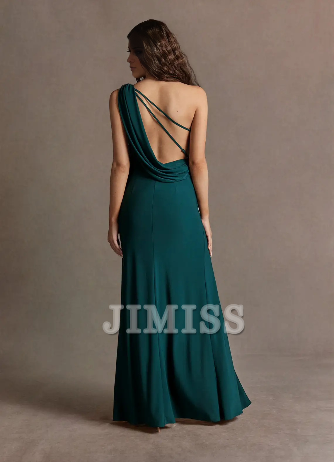 Vestido de noche de un solo hombro con tirantes finos, sin espalda y largo hasta el suelo