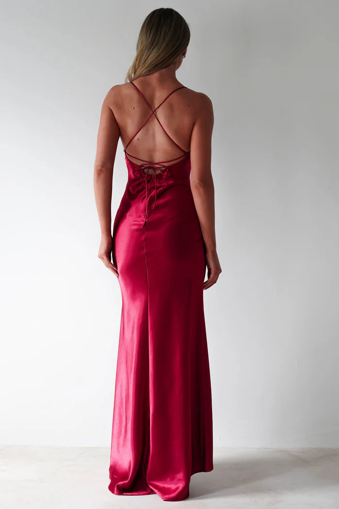 Red Satin Square Neck Sheath/column Floor-Length Dress