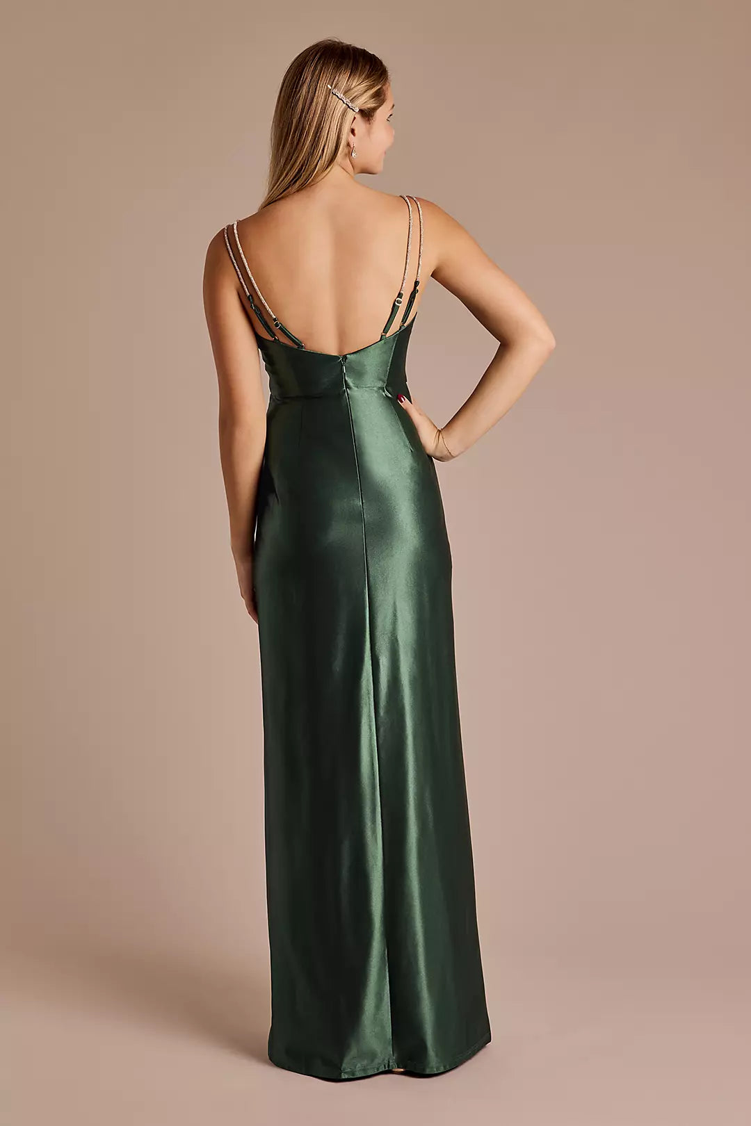 Vestido Jimiss plisado con escote en V y tirantes de cristal